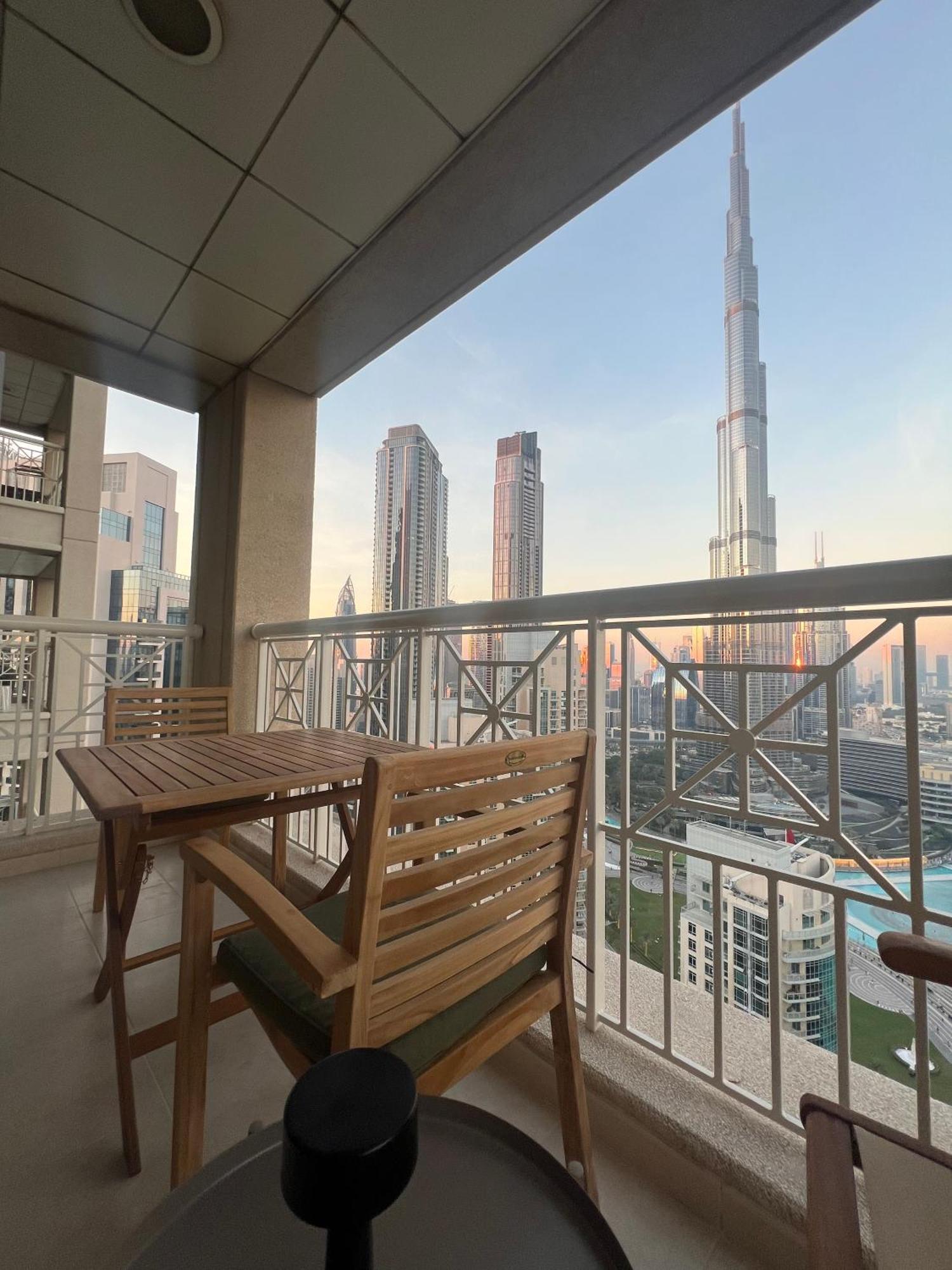 Prestige Living 2Br With Full Burj Khalifa And Fountain View By Auberge Dubai Exterior foto